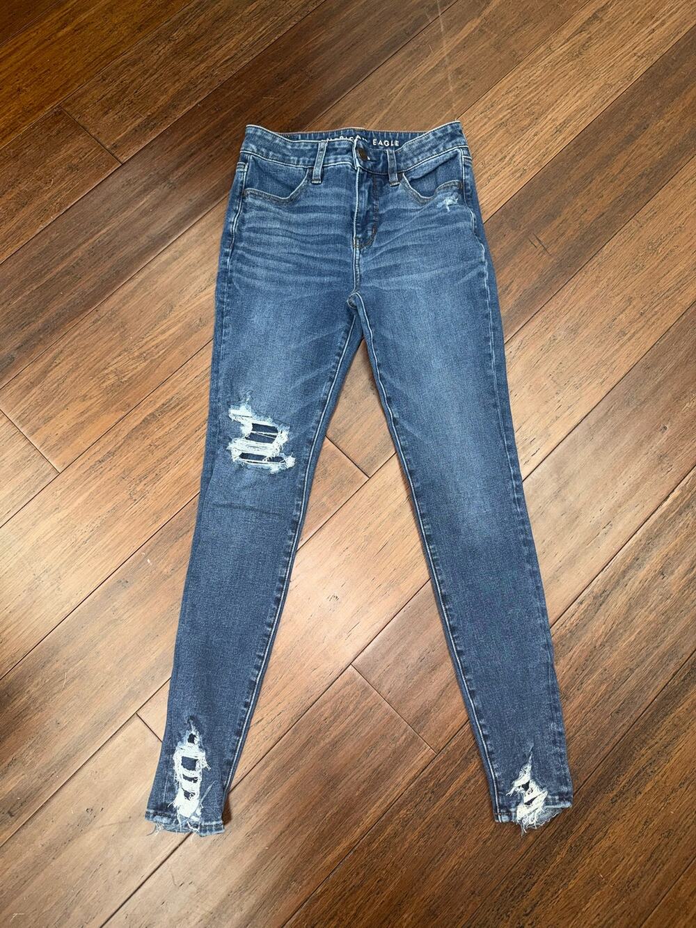 American Eagle Hi-Rise Jegging Jeans Size 2